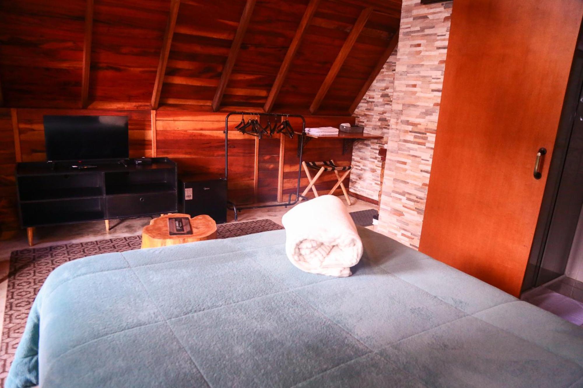 Villa Iturri Campos do Jordao Exterior photo